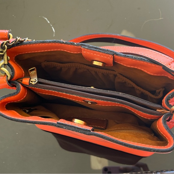 Orange Crossbody Handbag This Bag Retails For $299 In Macy's - Picture 4 of 5